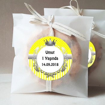 Sarı Gümüş Taç Temalı Parti Sticker