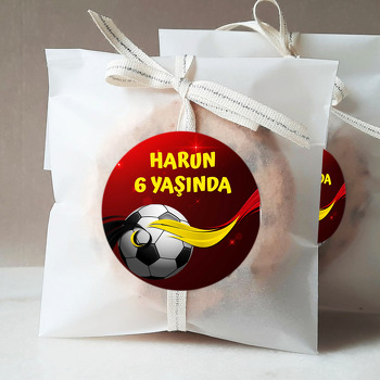 Sarı Kırmızı Çizgiler ile Futbol Topu Kırmızı Fon Temalı Doğum Günü Sticker