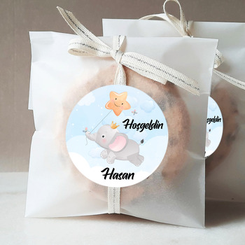 Sarı Yıldız Fonlu Uçan Fil Temalı Sticker