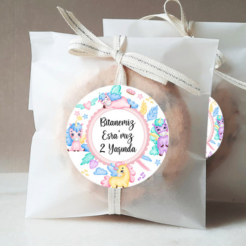Sevimli Soft Unicorn Temalı Doğum Günü Sticker