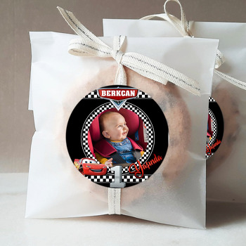 Şimşek Mcqueen 1 Yaş Temalı Sticker