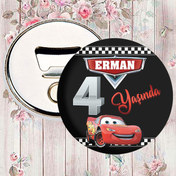 Şimşek Mcqueen 4 Yaş Temalı Magnet Açacak