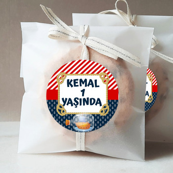Şişede Gemi ile Denizci Temalı Sticker