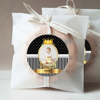Siyah Beyaz Gold Çerçeveli Temalı Resimli Sticker