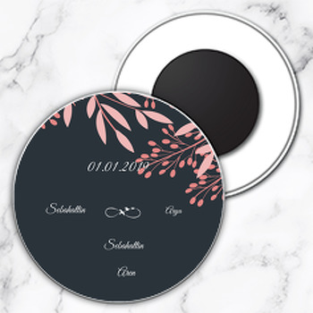 Siyaz Zeminli Pembe Yaprak Temalı Söz Nişan Nikah Daire Plastik Magnet