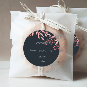 Siyaz Zeminli Pembe Yaprak Temalı Söz Nişan Nikah Sticker