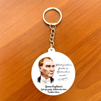 Smokinli Atatürk Temalı Daire Plastik Anahtarlık