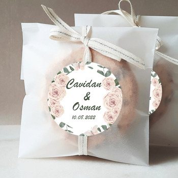 Soft Krem Güller ile Yapraklar Temalı Sticker