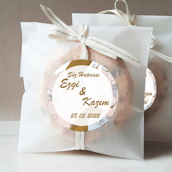 Soft Pastel Tonlar ile Çizgisel Çiçekler Temalı Sticker
