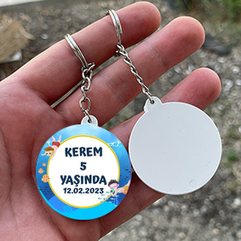 Su Altı ve Yüzücüler Temalı Daire Plastik Doğum Günü Anahtarlık