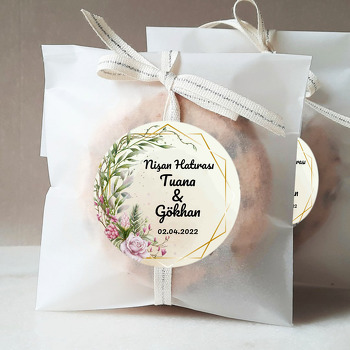 Sümbül ile Gül ve Yapraklar Temalı Sticker