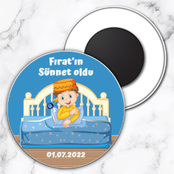 Sünnet Çocuğu ile Karyola Temalı Daire Plastik Magnet