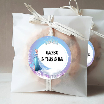 Taçlı Elsa Temalı Sticker