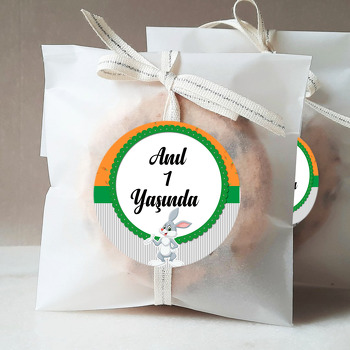 Tavşan ile Havuç Fon Temalı Sticker