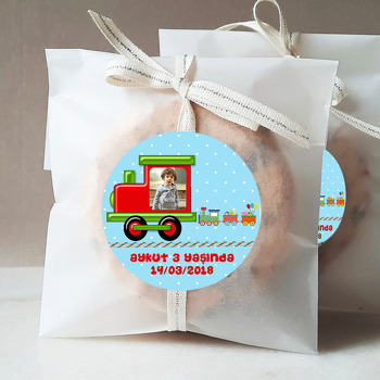 Tren Çerçeve Temalı Resimli Sticker