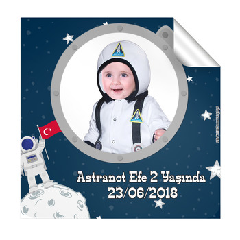 Türk Bayraklı Astronot Temalı Doğum Günü  Kare Etiket