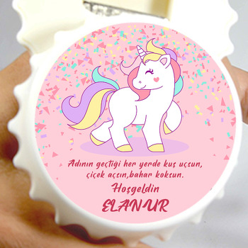 Unicorn ve Konfeti Pembe Fon Temalı Kapak Şekilli Magnet Açacak