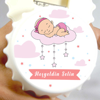 Uyuyan Kız Bebek Temalı Kapak Şekilli Magnet Açacak