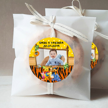Winnie The Pooh 2 Temalı Resimli Sticker
