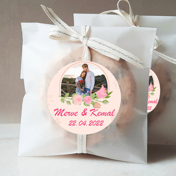 Yarım Daire Çerçeve ile Pembe Gül Temalı Sticker
