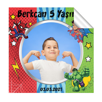 Yenilmezler Resimli Temalı Kare Parti Etiket