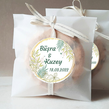 Yeşil Çizgisel Yapraklar ile Çiçekler Temalı Sticker